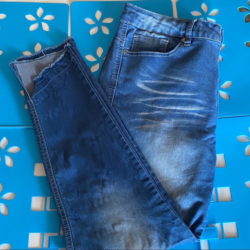 VIP JEANS COTTON BLEND DENIM SIZE 13-14